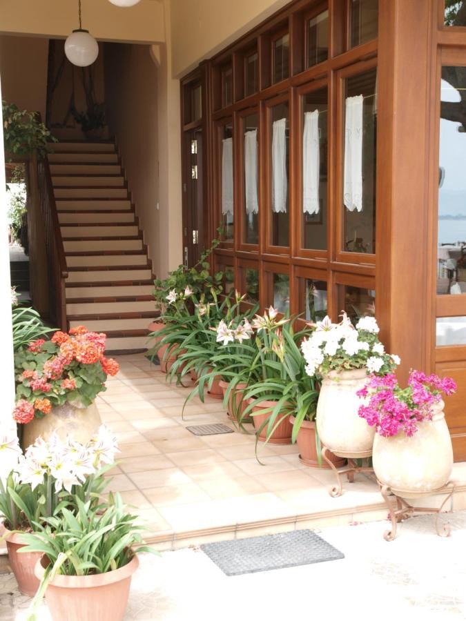 Helen'S Rooms Miloi  Ngoại thất bức ảnh